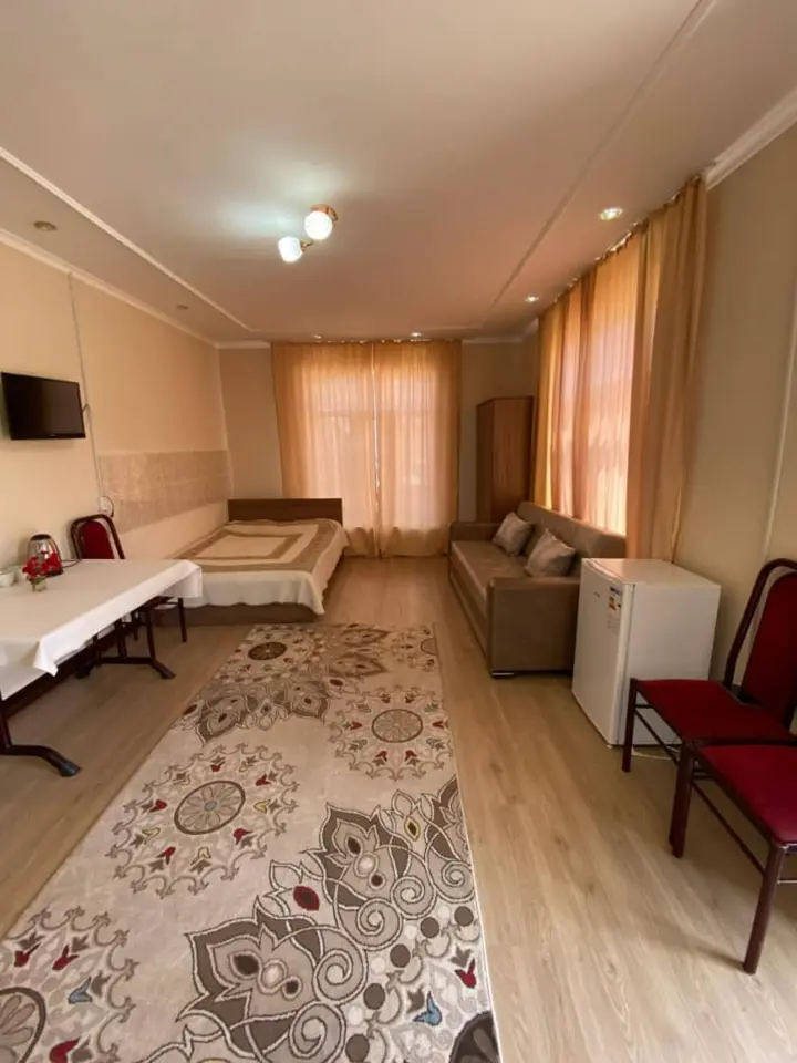 Двухкомнатный семейный номер — room, v. Bosteri