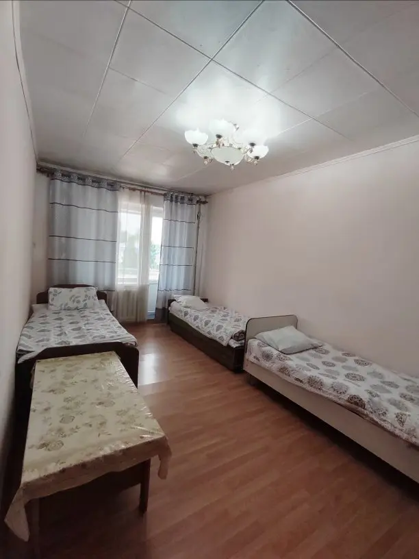 Трёхместный номер — номер, с. Боконбаево
