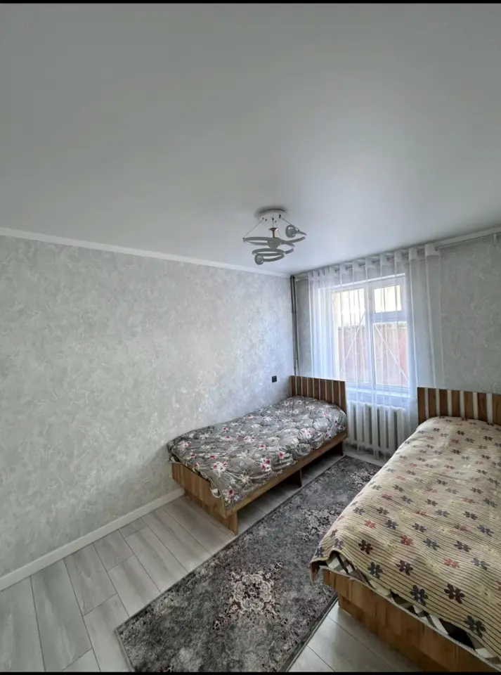 Караколдогу үч бөлмөлүү батир — батир, Каракол