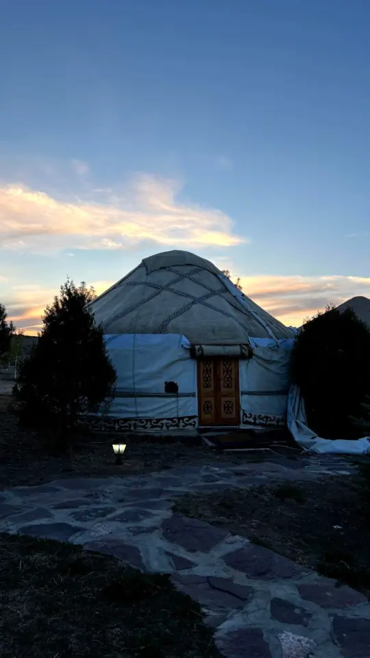 "двухместные юрты" в Асман резорт — yurt, v. Ton
