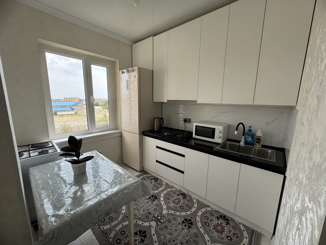Daily 2-room apartment in the center of Balykchy — apartment, Balykchy