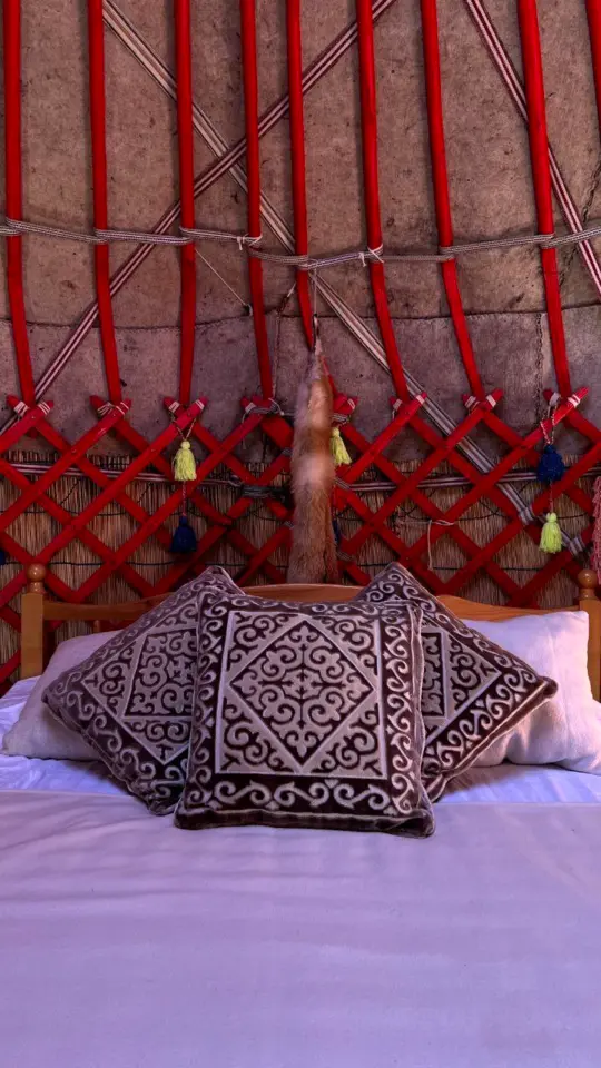 "двухместные юрты" в Асман резорт — yurt, v. Ton