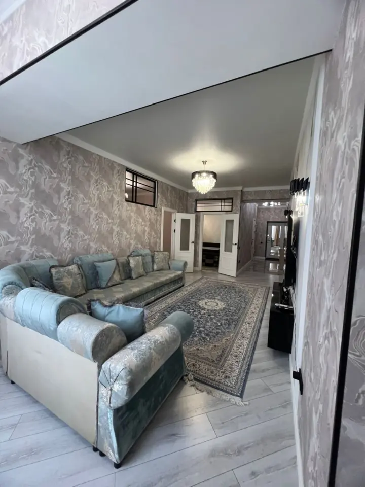 Three-room apartment — apartment, Bishkek