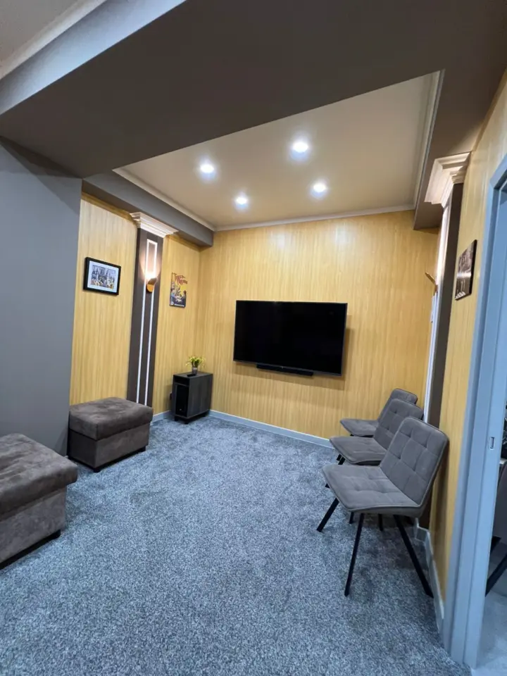 Three-room apartment Toktogul/Isanova — apartment, Bishkek