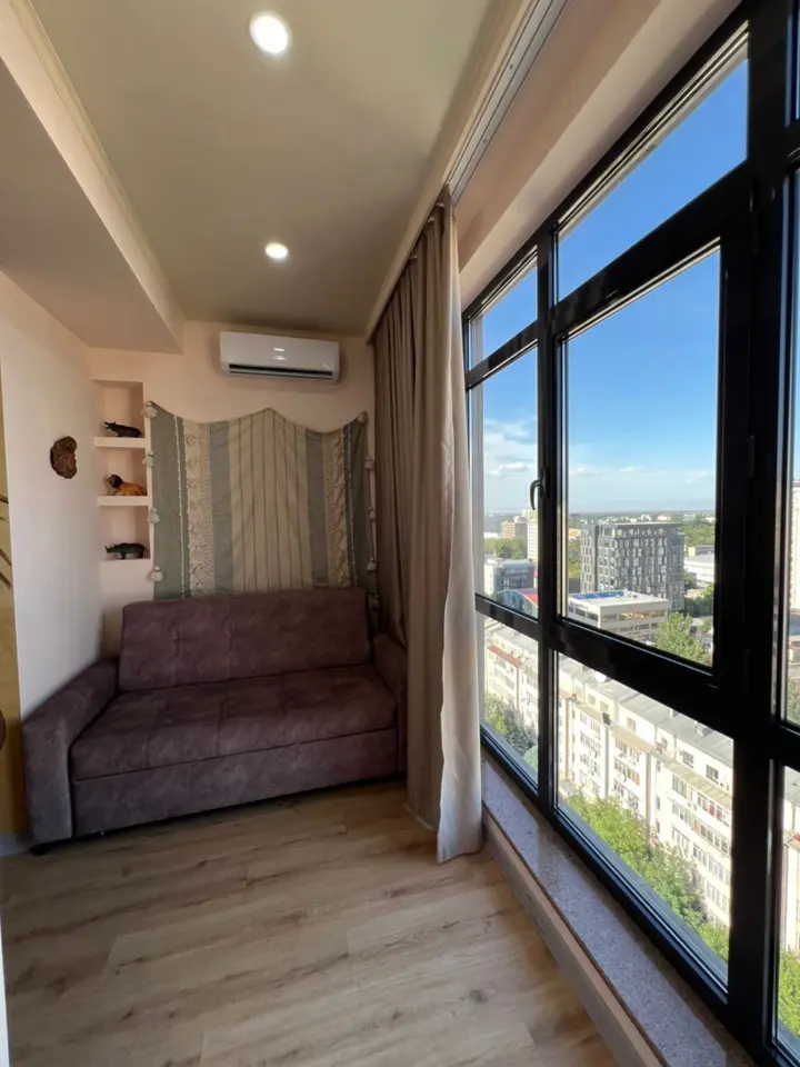 Three-room apartment Toktogul/Isanova — apartment, Bishkek