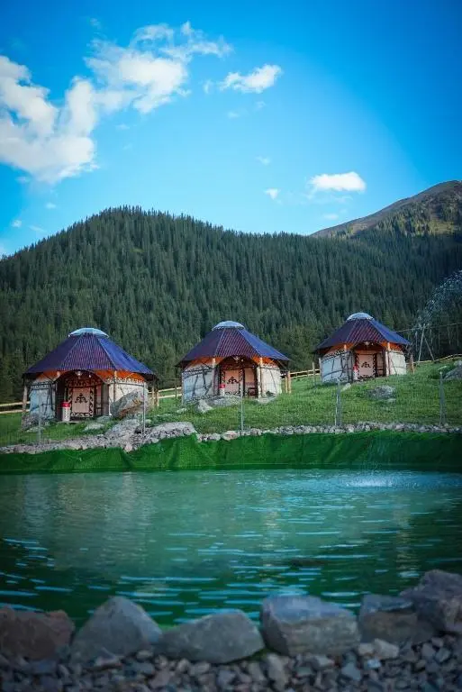 Large Yurt #2 at Taberik — yurt, v. Zheti-Oguz (resort)