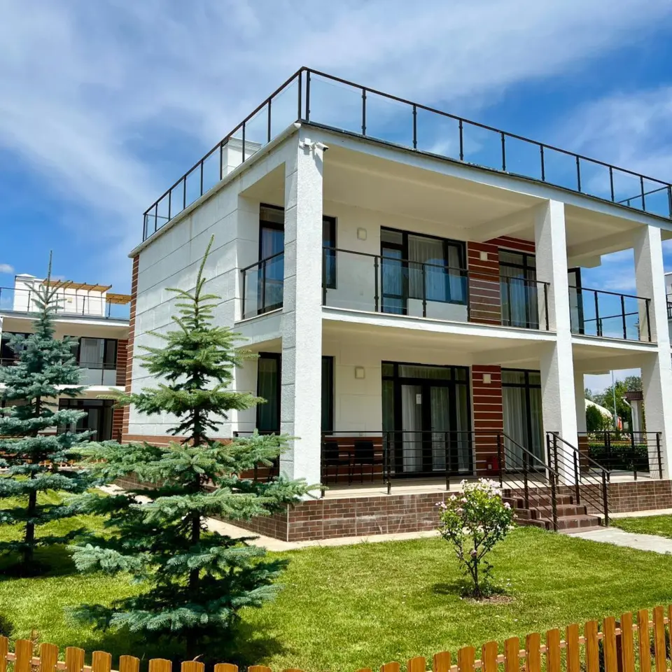 Вилла Tündüq; Пансионат Baytur Resort & SPA — cottage/house, v. Bosteri