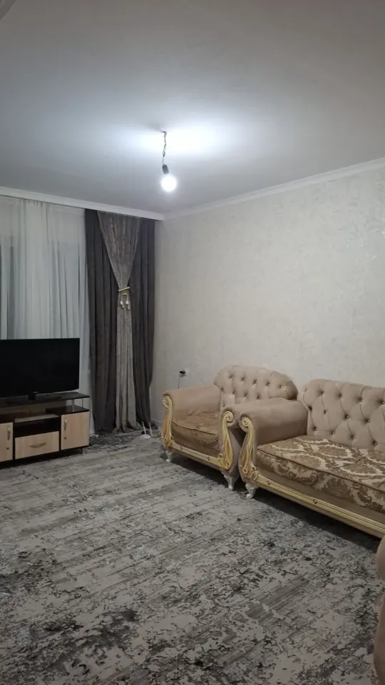 Daily Rental: 4-Room Apartment — apartment, Osh