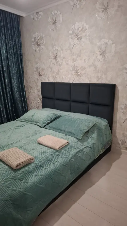Daily Rental: 4-Room Apartment — apartment, Osh