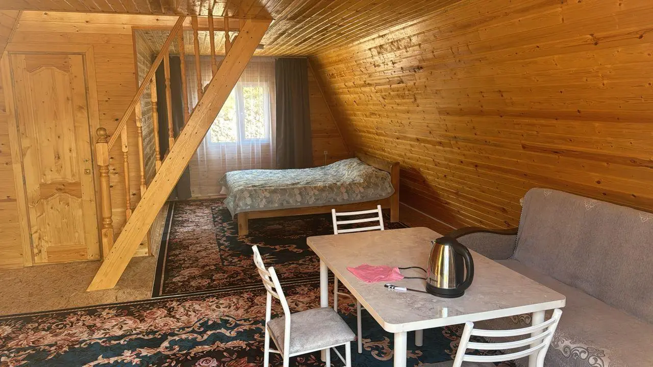 A-frame на "Мысе" — зона отдыха, с. Тон