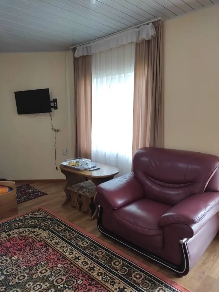 Пятиместный Номер — номер, Чолпон-Ата
