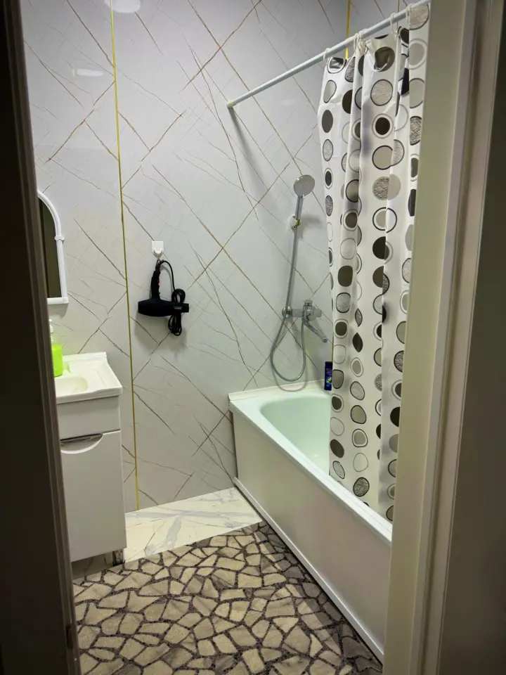 One-room apartment in Jal-15 — apartment, Bishkek