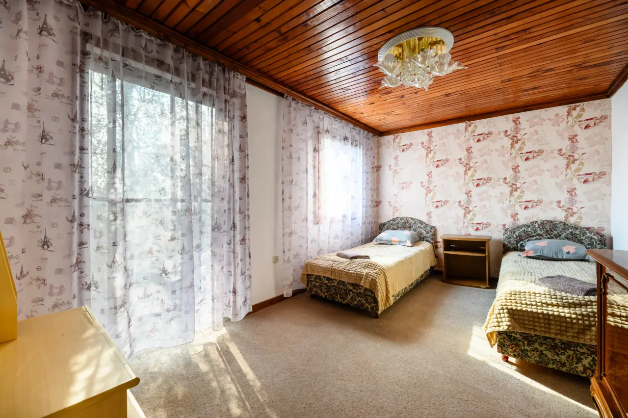 Quadruple Junior Suite French Castle — room, v. Tamchy