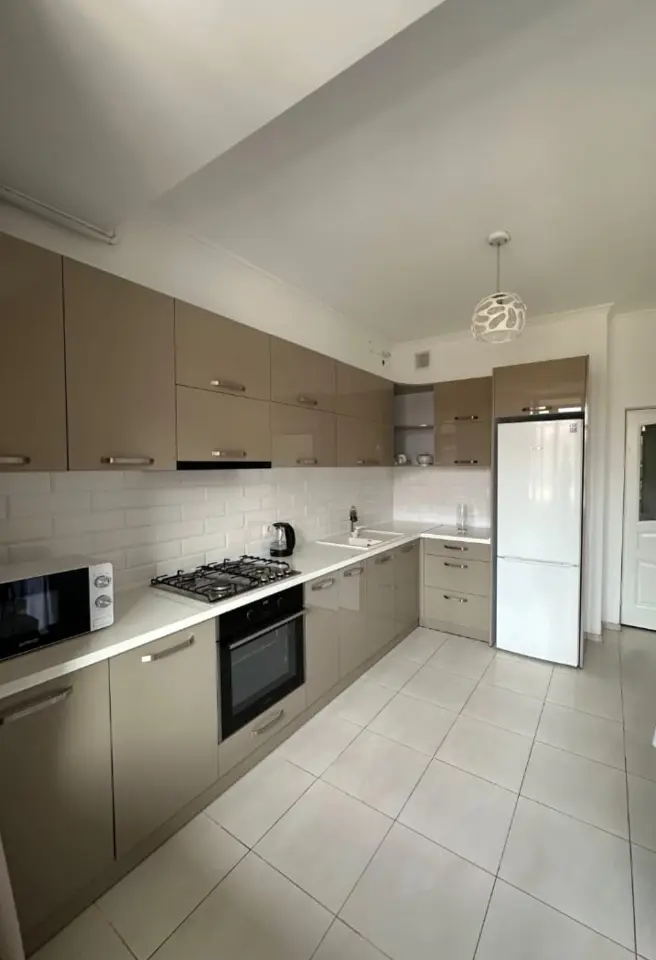 One-room apartment in Imperial Residential Complex — apartment, Bishkek
