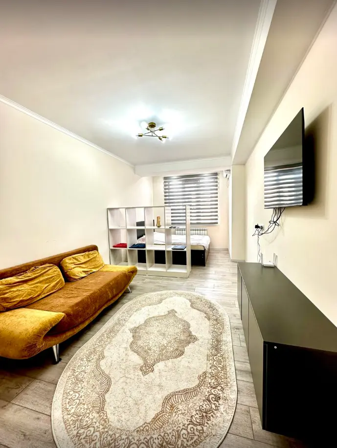 One-room apartment in the 12th microdistrict — apartment, Bishkek