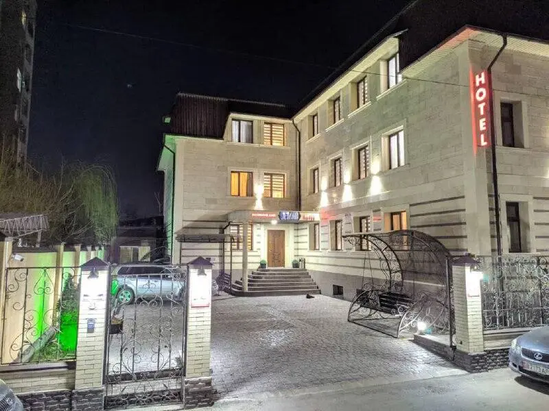 De'mar Hotel — hotel, Bishkek