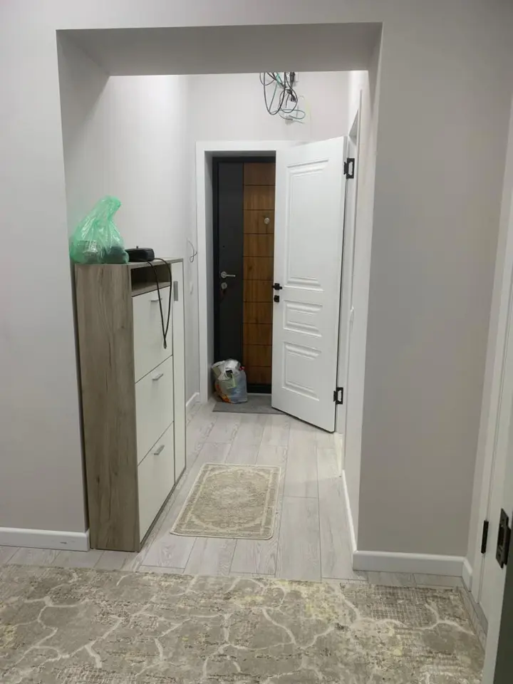 One-bedroom apartment in KUT Tower residential complex — apartment, Bishkek