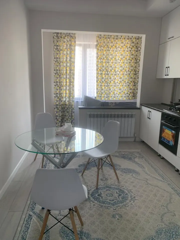 One-bedroom apartment in KUT Tower residential complex — apartment, Bishkek
