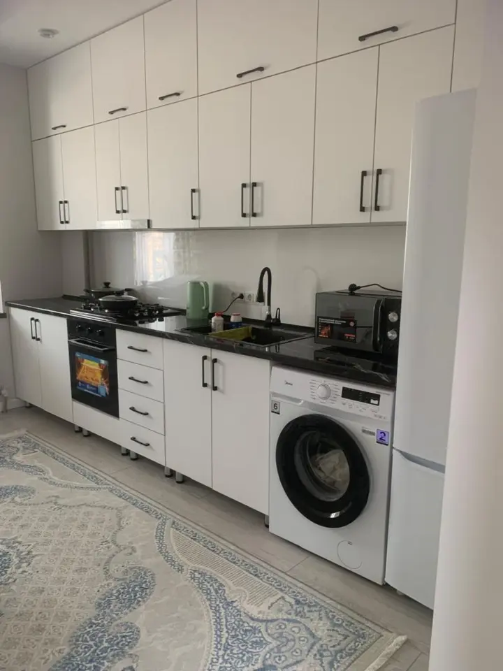 One-bedroom apartment in KUT Tower residential complex — apartment, Bishkek