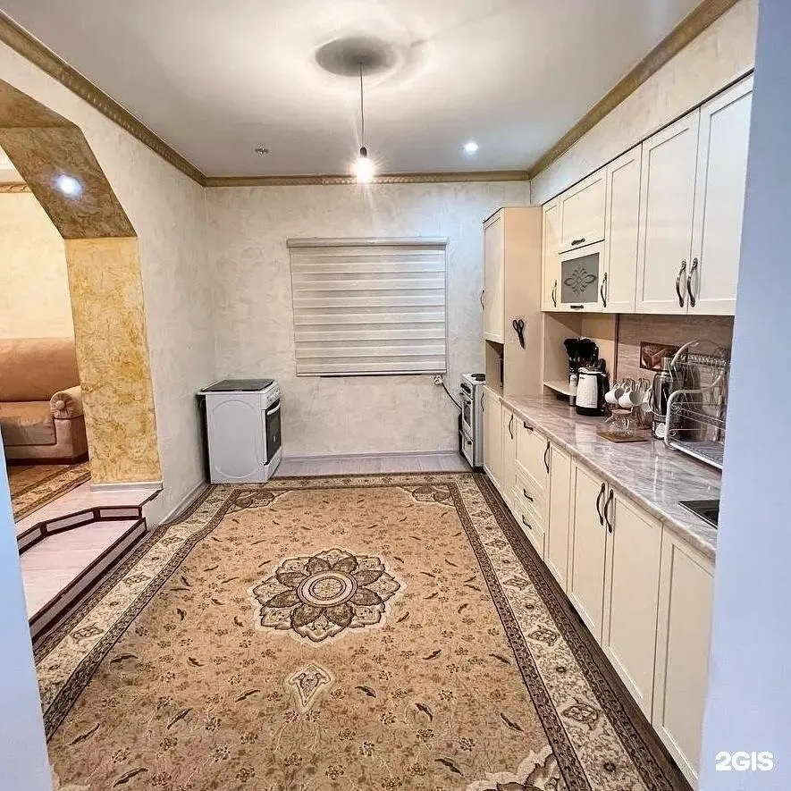 Уютный дом — guest house, Naryn