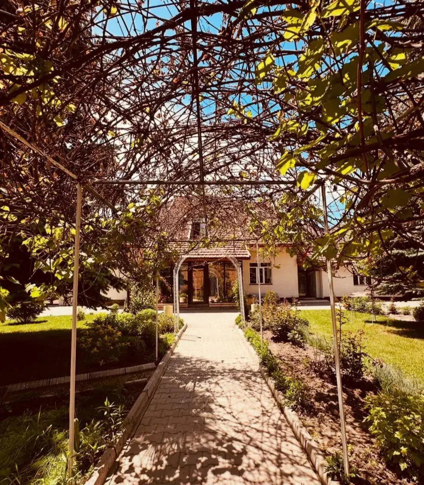 Bayrak zone №2 — guest house, v. Kyzyl-Bayrak