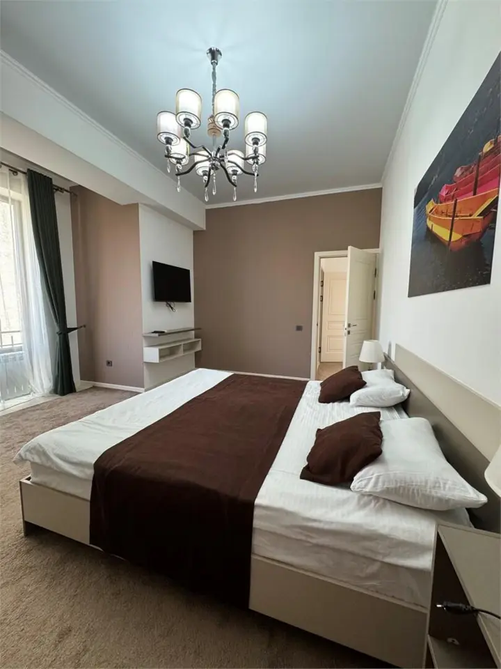 Deluxe 1-Bedroom • 2 Guests — apartment, Bishkek