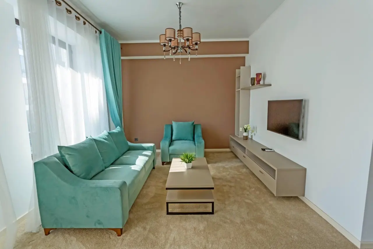 Deluxe 2-Bedroom • 5 guests — apartment, Bishkek