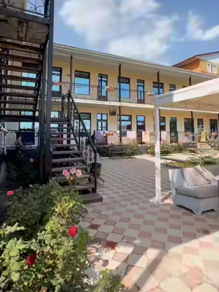 Гостевой дом "Aknur Deluxe" — guest house, v. Baktyu-Dolonotu