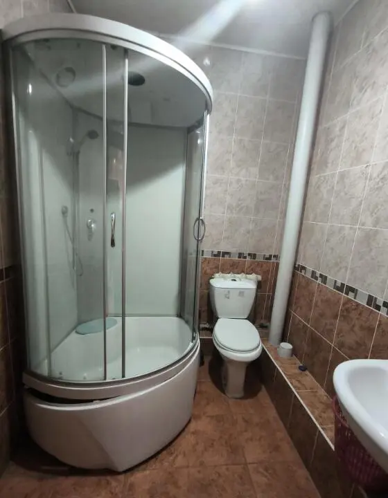 Double Room — room, Talas
