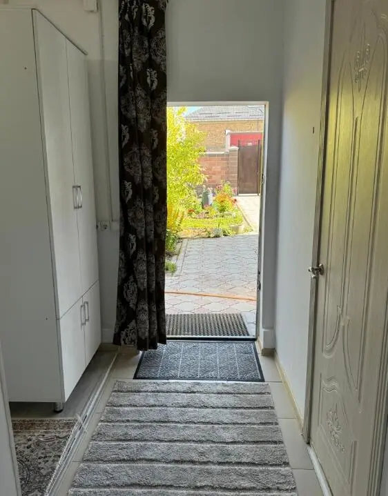 Dostuk Hotel — hotel, Talas
