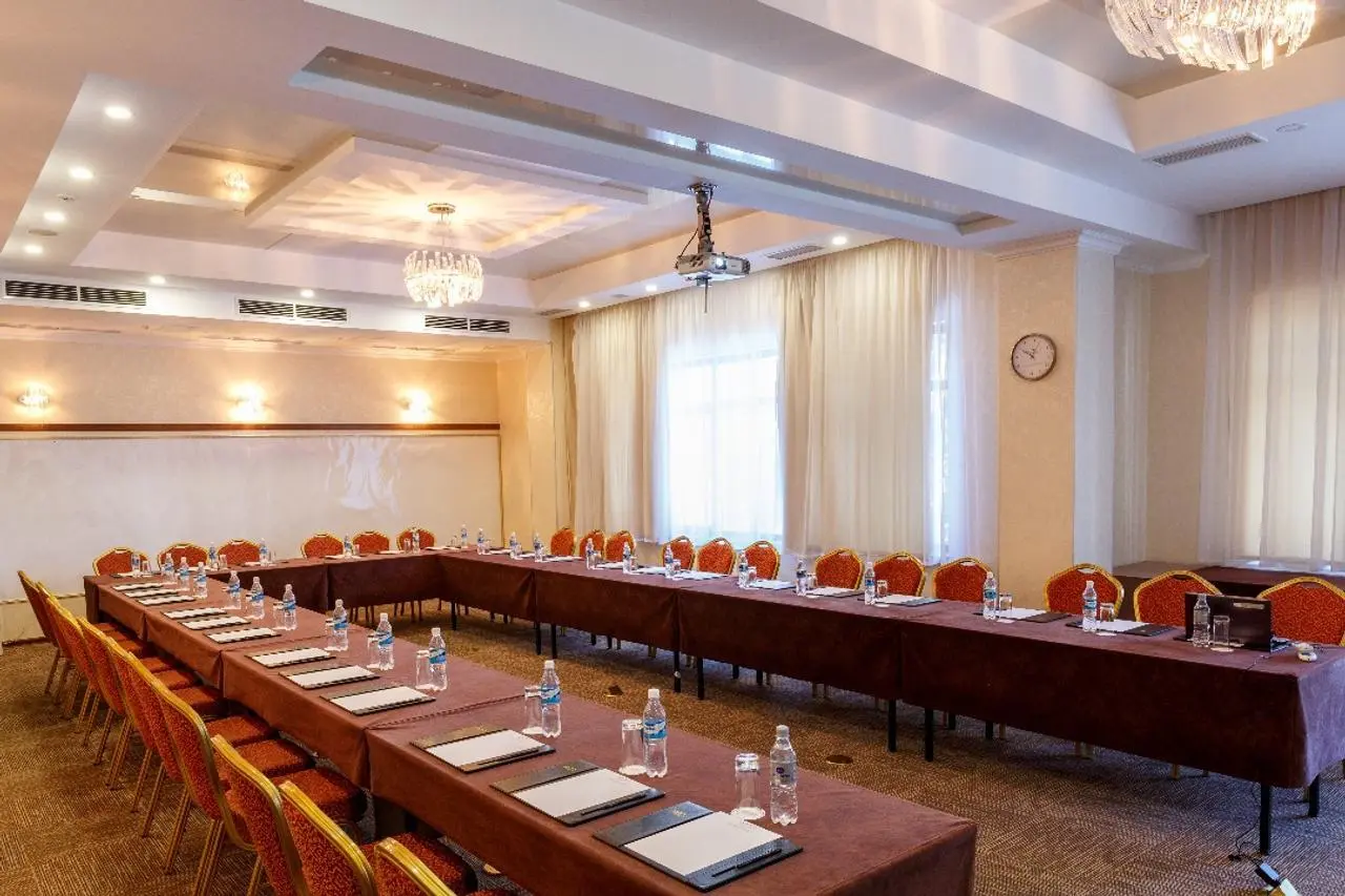 Smart Hotel — hotel, Bishkek