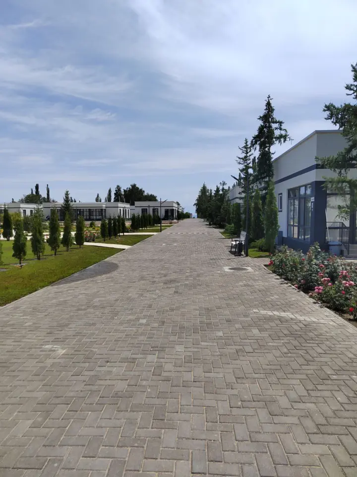 Atlantis Holiday Resort — boarding house, v. Chon-Sary-Oy