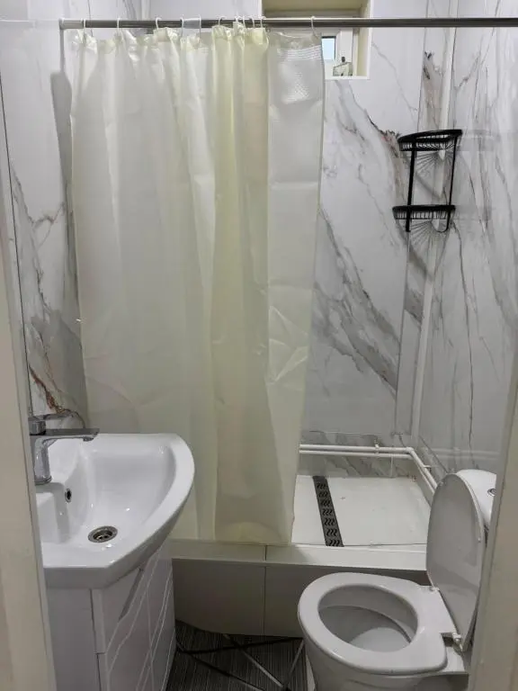 Standard Double Room — room, Osh