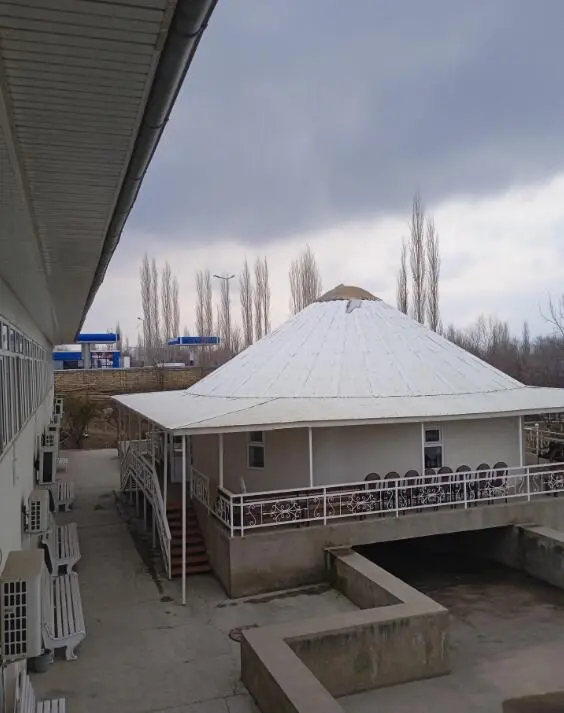 Гостиница "Акбермет" — гостиница, Токтогул