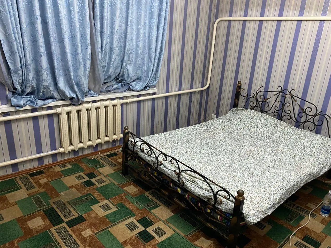 Коттедж — cottage/house, c. Kara Balta
