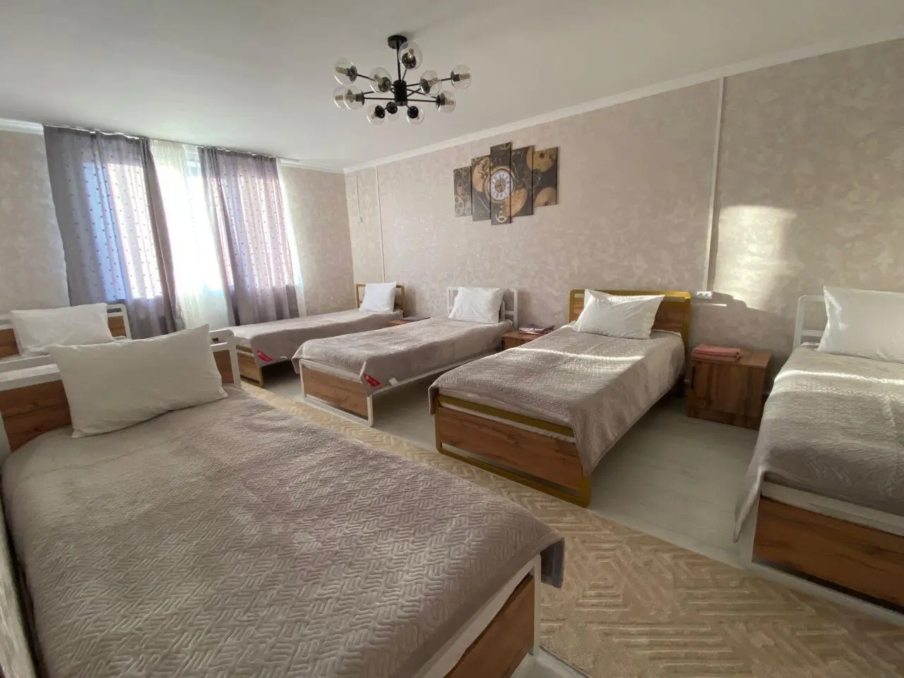 Six-Person Room — room, Toktogul