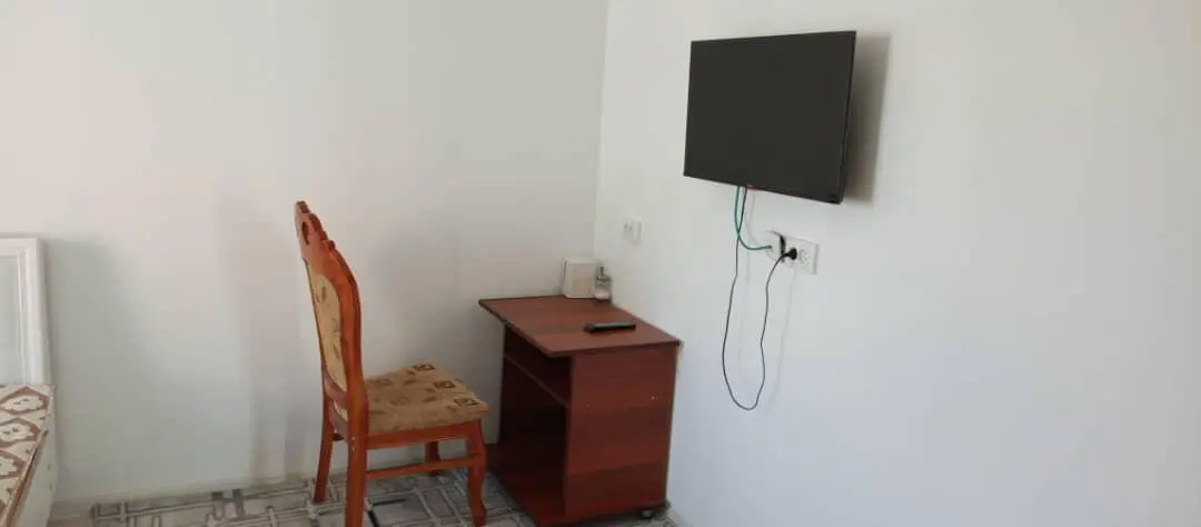 Трехместный номер — room, Talas