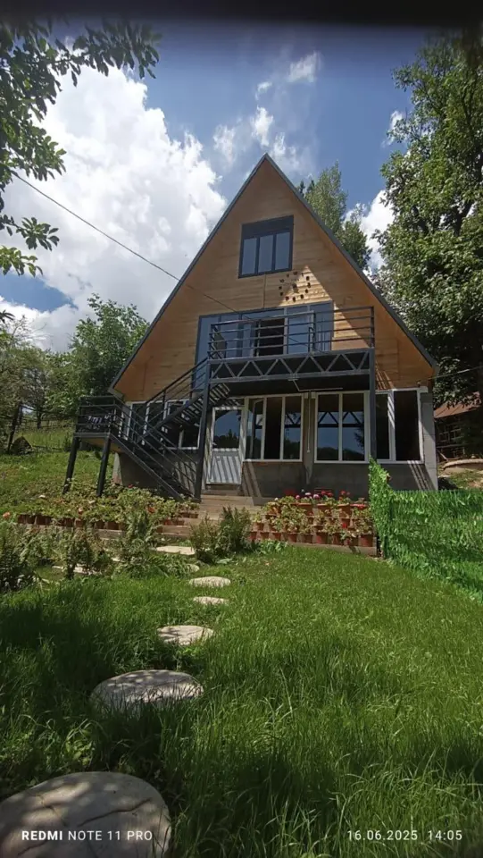Riverside guest house — guest house, Arslanbob