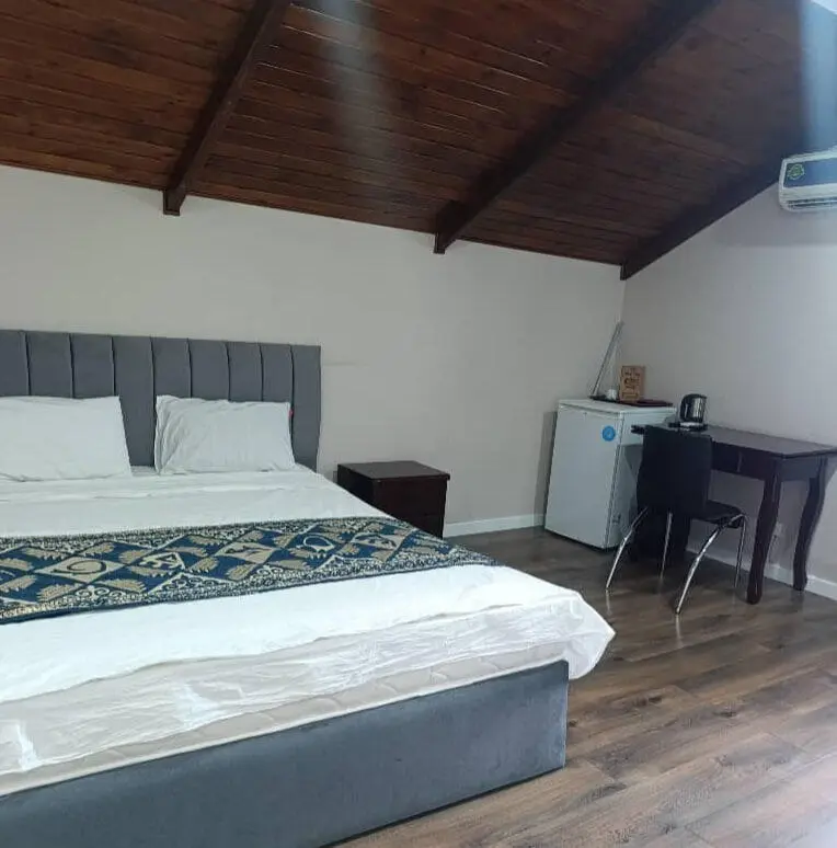 Gatsby Hotel — hotel, Bishkek