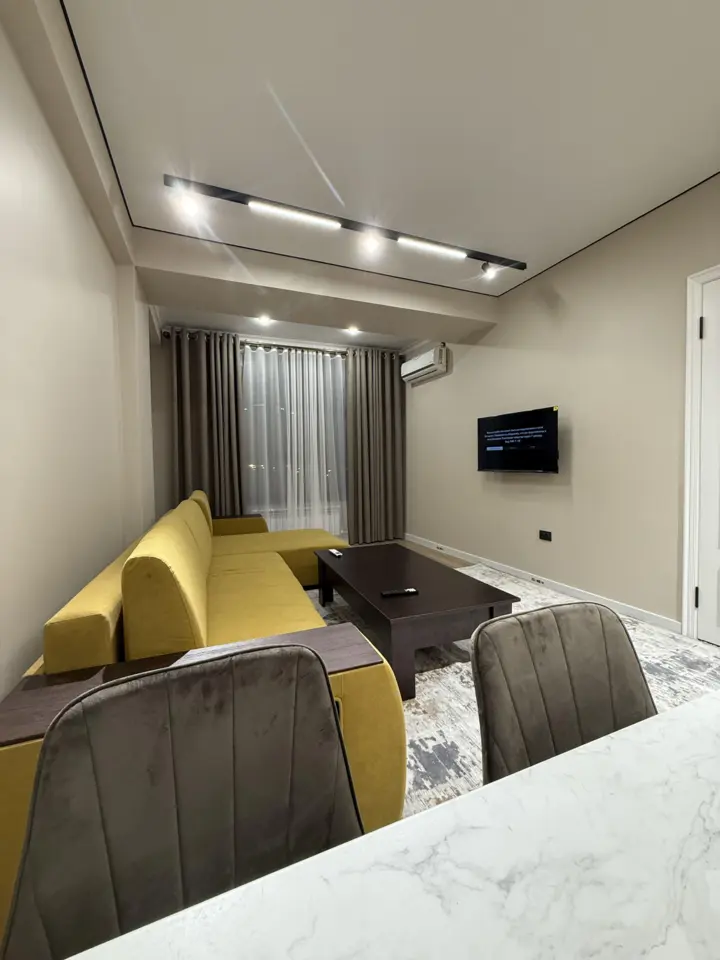Lux Residence 1 — apartment, Osh