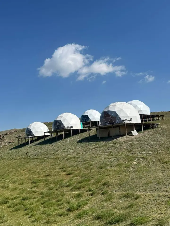 Son-Kol Glamping — зона отдыха, оз. Сон Куль