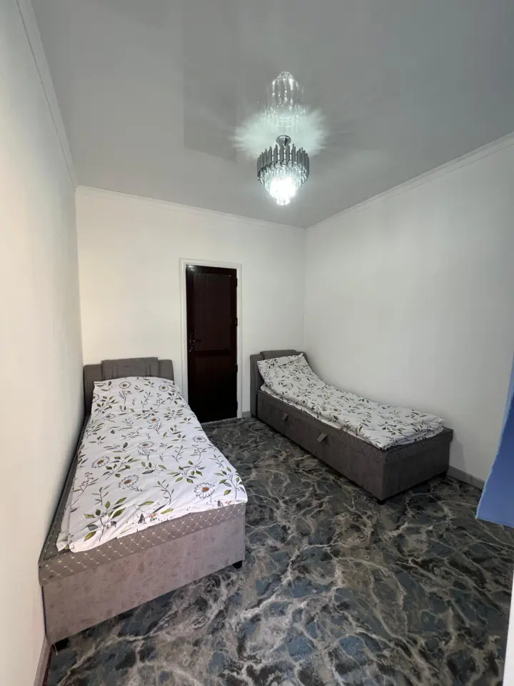 Kubanych №1 Guesthouse — room, Arkit