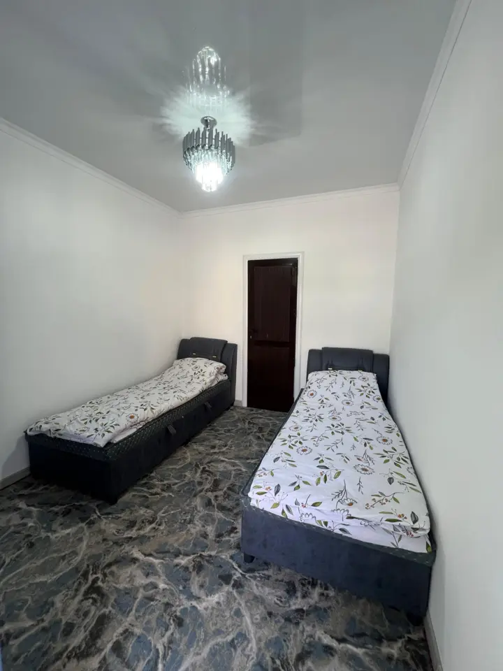 Kubanych №1 Guesthouse — room, Arkit