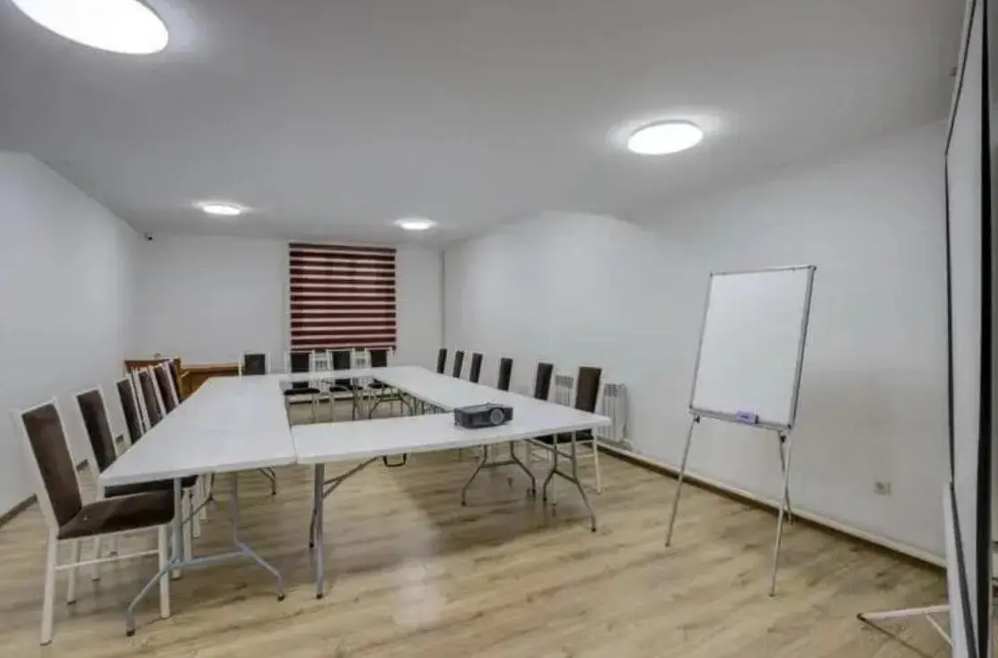 Olive Hotel-Kochkor — hotel, Kochkor