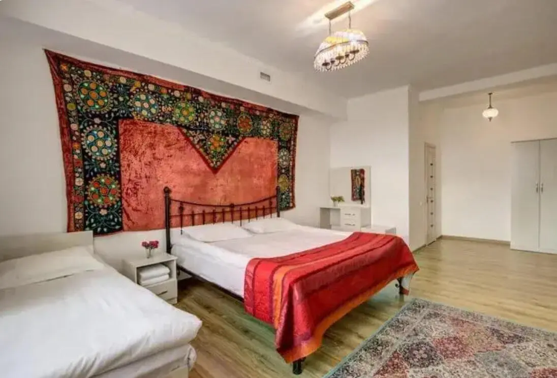 Single Room — room, Kochkor