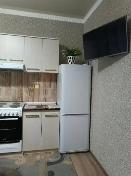 Трёхместный номер — room, Toktogul