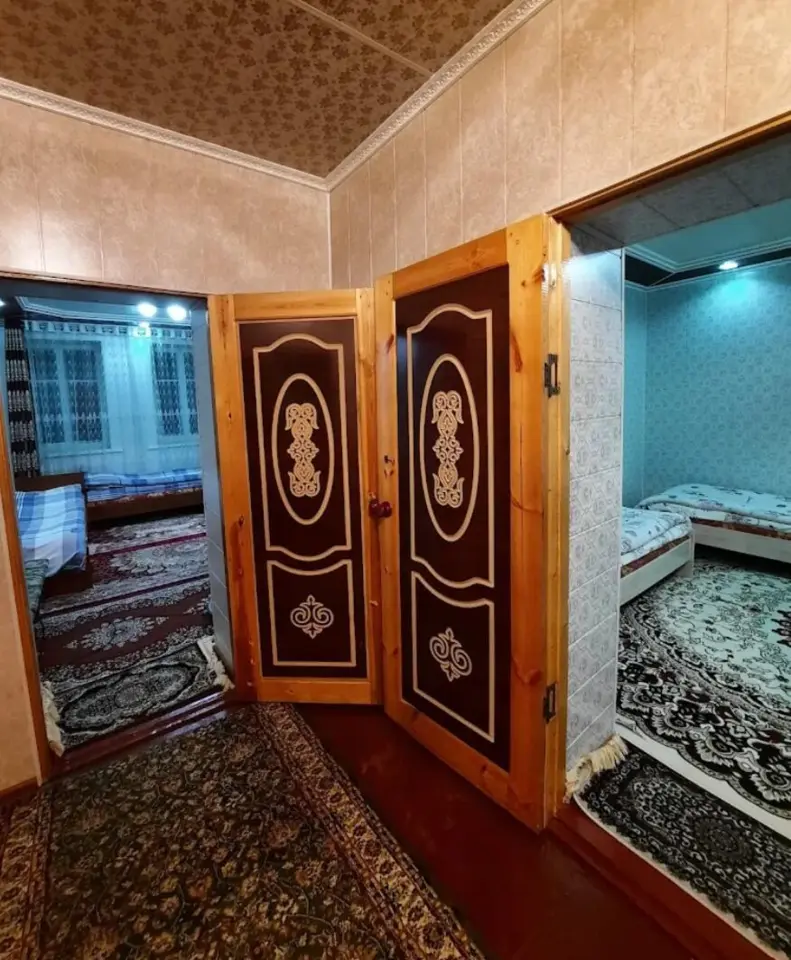 Четырехместный номер — room, Sary-Tash