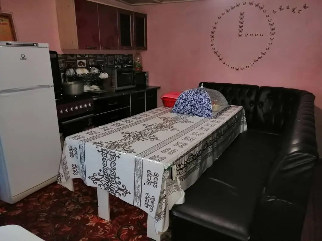 Трёхместный номер — room, Taldy-Bulak