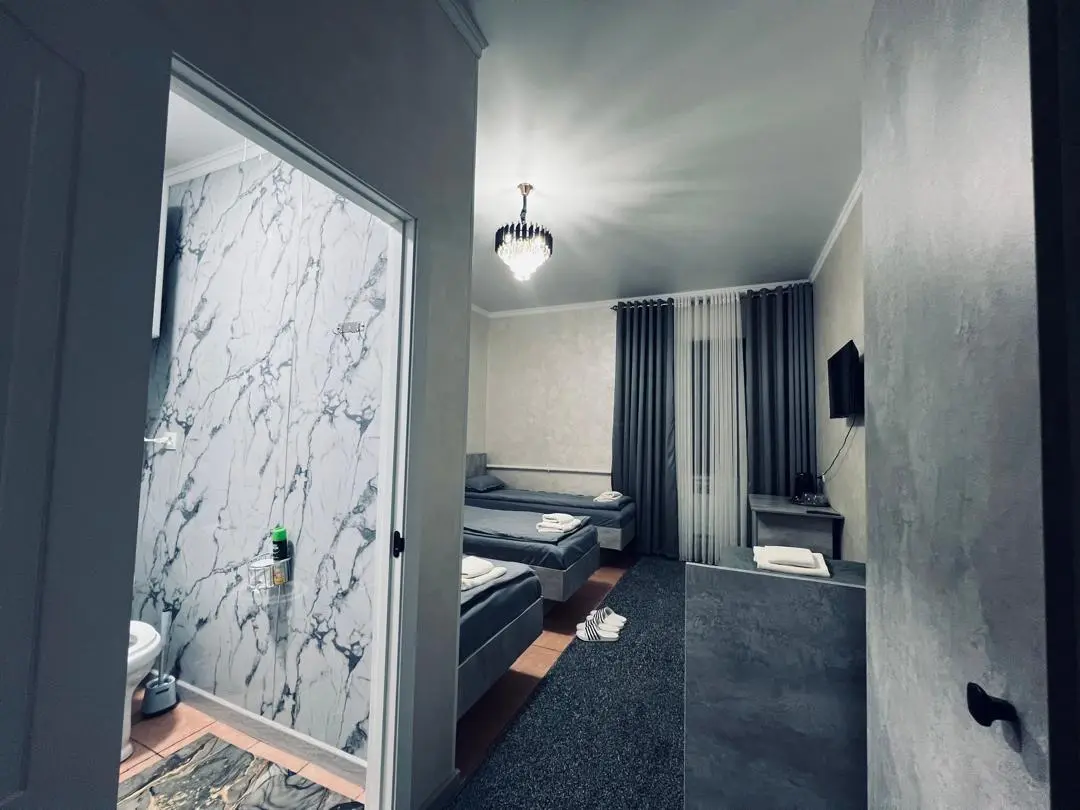 Quadruple Room — room, Talas
