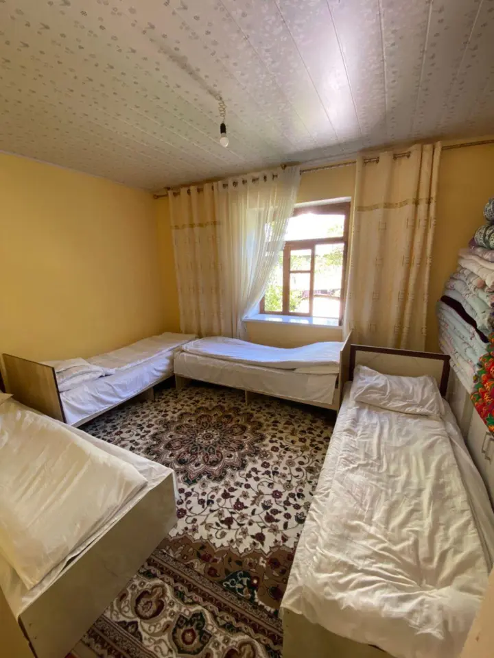 Четырёхместный номер — room, Arkit